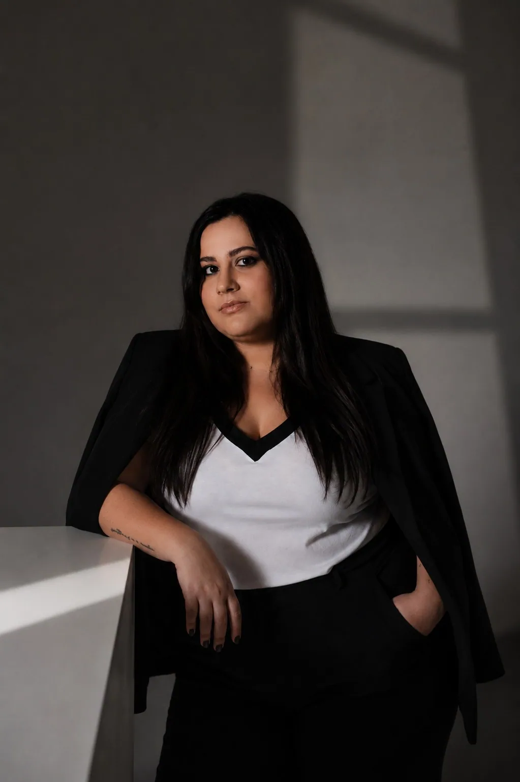 Daniela Escatalini, fundadora, estrategista de marca e diretora criativa da Revee Brand