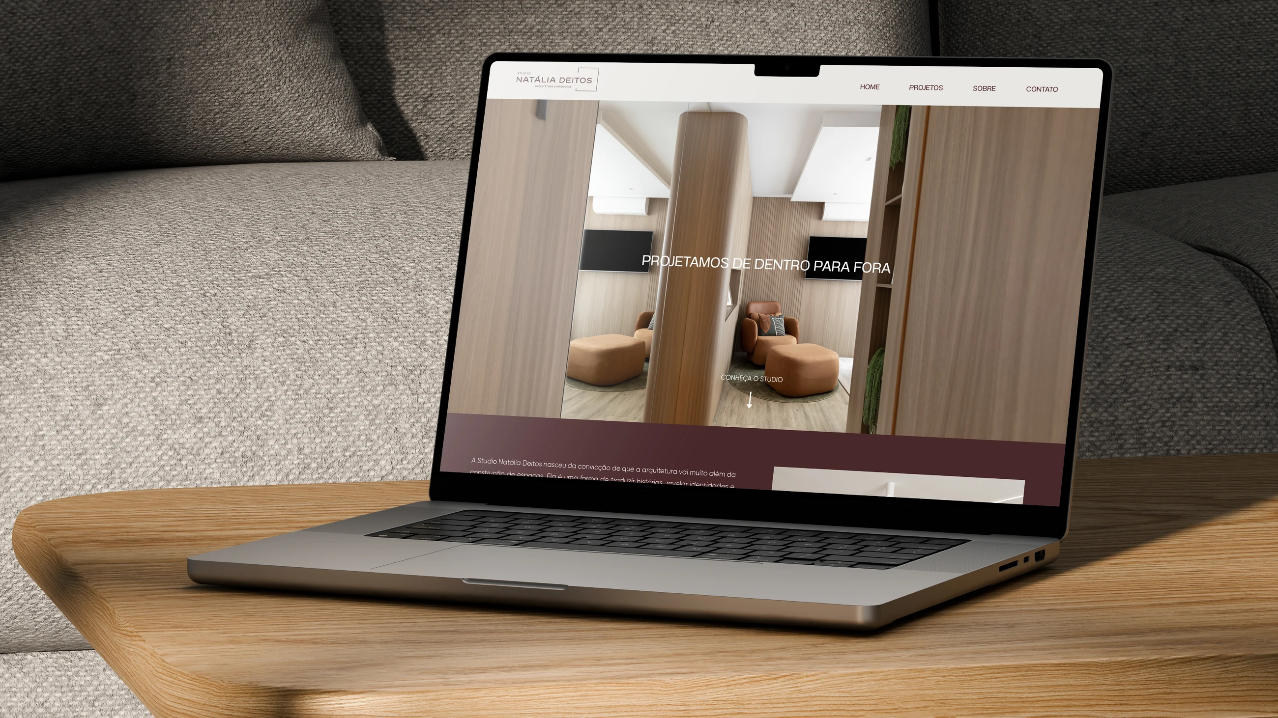 Website Studio Natália Deitos em notebook